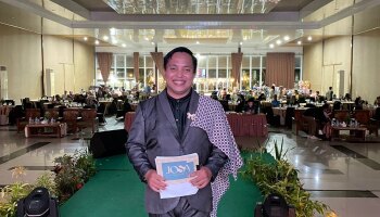 Dosen KPI IAIN SAS Babel Jadi MC Grand Final Puteri Model Hijab Indonesia 2026