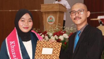 Kaprodi dan Jajaran Dosen KPI Dampingi Mahasiswa pada Yudisium FDKI IAIN SAS Babel
