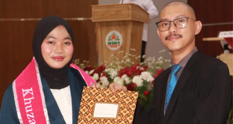 Kaprodi dan Jajaran Dosen KPI Dampingi Mahasiswa pada Yudisium FDKI IAIN SAS Babel